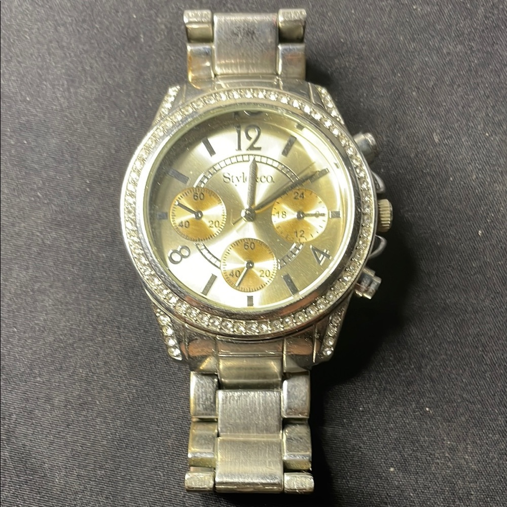 Stylish Silver and Gold Watch